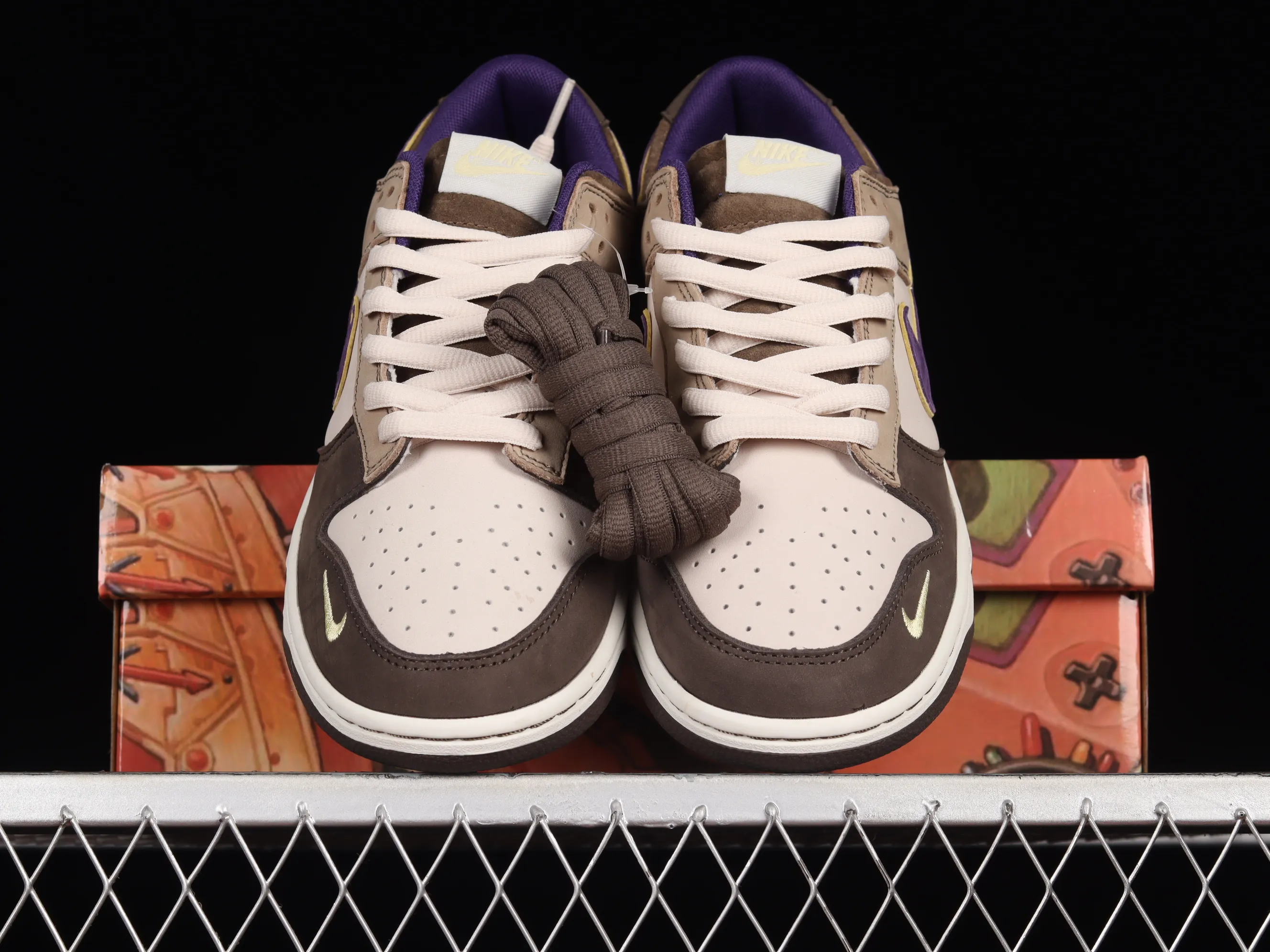 All Categories Nk SB Dunk Series Nk SB Dunk Low Low-top sneakers Otomo Katsuhiro x Nk SB Dunk Low "Steamboy OST" Otomo Katsuhiro co-branded SB low-top sports and leisure sneakers LP3445-003